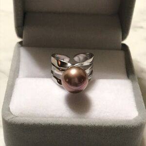 Genuine Pearl Simple Elegant Ring
